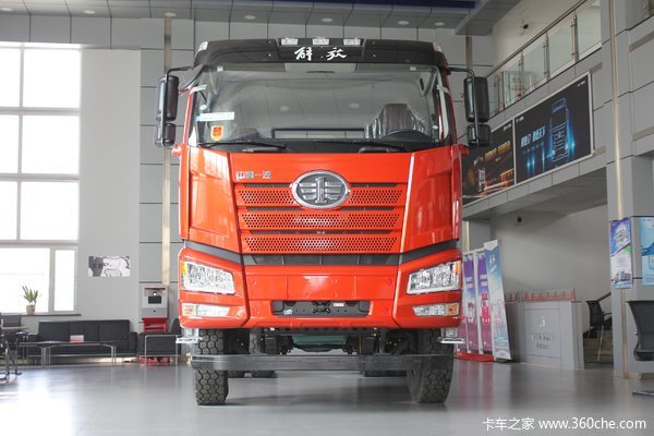 一汽解放 新J6P重卡 350马力 6X4 6米自卸车(CA3250P66K2L0T1AE5)