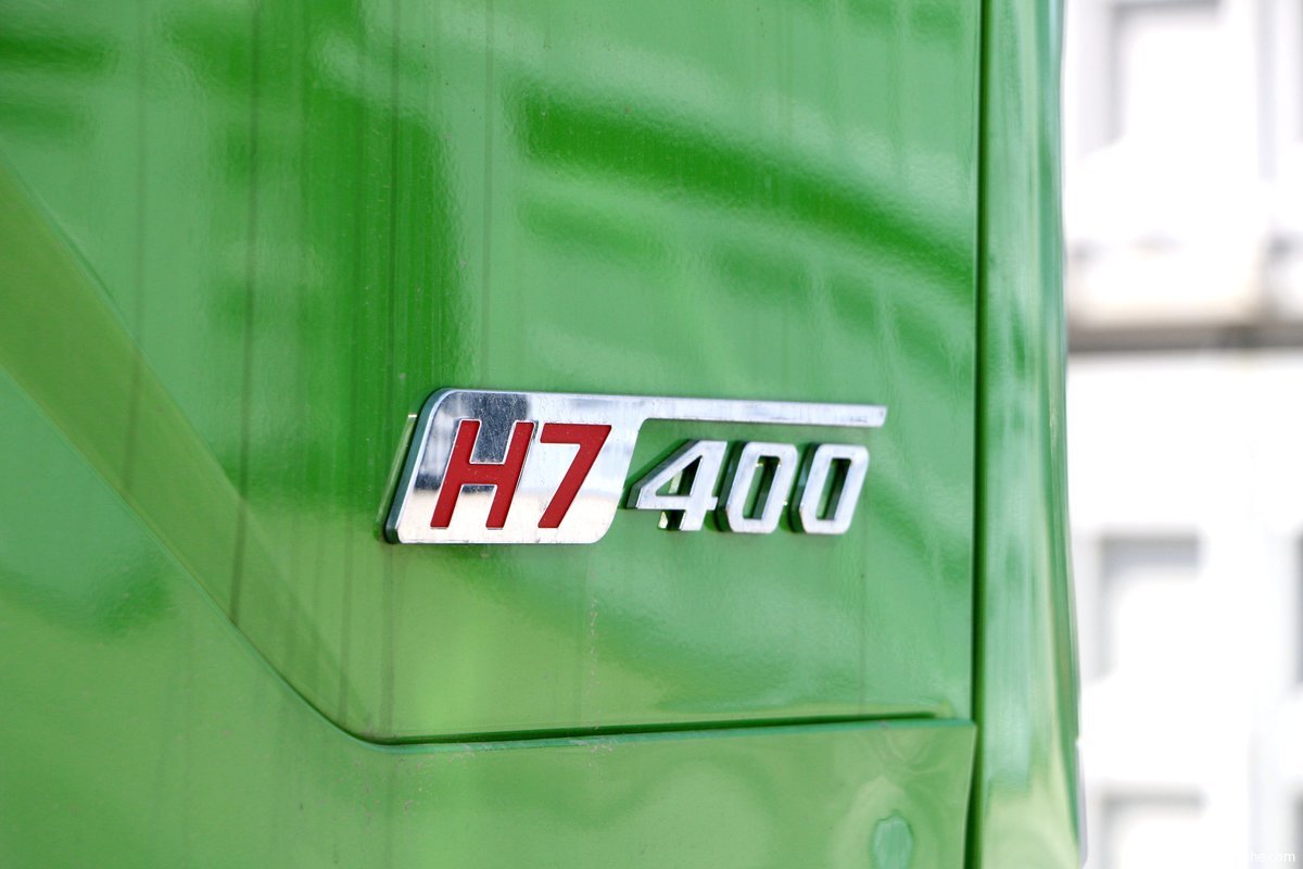 H7 400 6X4 5.6LNGж(LZ3251H7DL)                                                