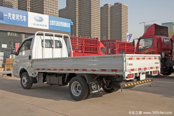 限时优惠0.6万 凯马锐航载货车促销中