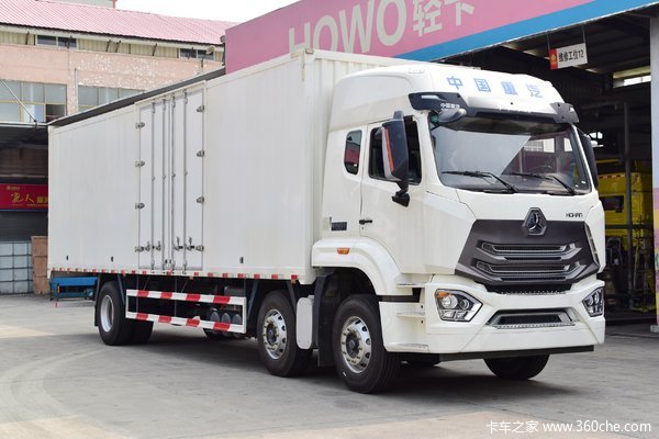 中国重汽 豪瀚N5G中卡 180马力 4X2 6.75米厢式载货车(ZZ5185XXYK5113E1)