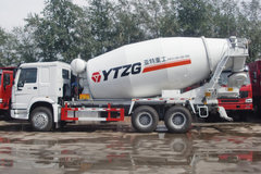 中国重汽 HOWO 336马力 6X4 混凝土搅拌车(亚特重工牌)(TZ5257GJBZE3)