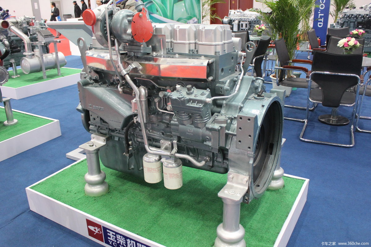 玉柴YC6M300 300马力 10L 国三 柴油发动机