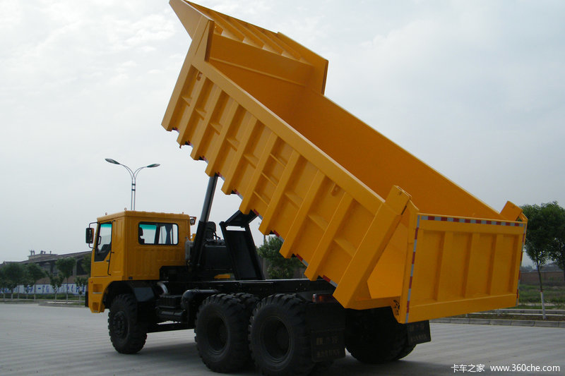 【图】陕汽通力 380马力 6x4 宽体矿用自卸车_实拍图片_76599_卡车之