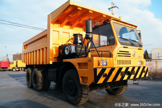 陕汽通力 345马力 6x4 宽体矿用自卸车