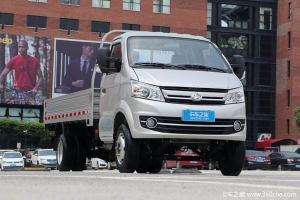 长安跨越王X5 PLUS 豪华型 1.6L 105马力 CNG 3.6米单排栏板小卡(SC1034FRD6B1NG)