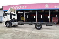 中国重汽 豪瀚N5G中卡 210马力 4X2 7.75米厢式载货车底盘(ZZ5185XXYK5613E1)