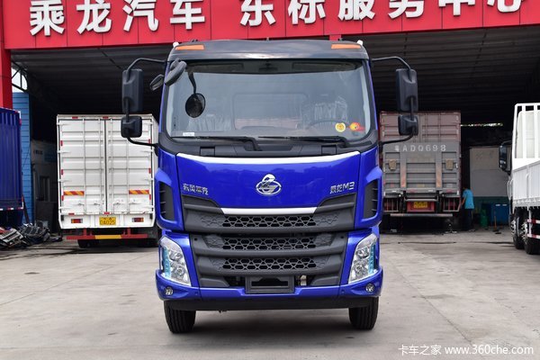 东风柳汽 新乘龙M3中卡 200马力 4X2 7.8米厢式载货车(LZ5168XXYM3AB)