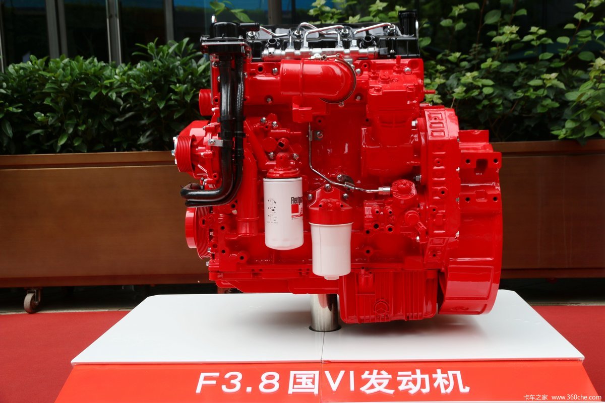 福田康明斯F3.8NS6B190 190马力 3.8L 国六 柴油发动机