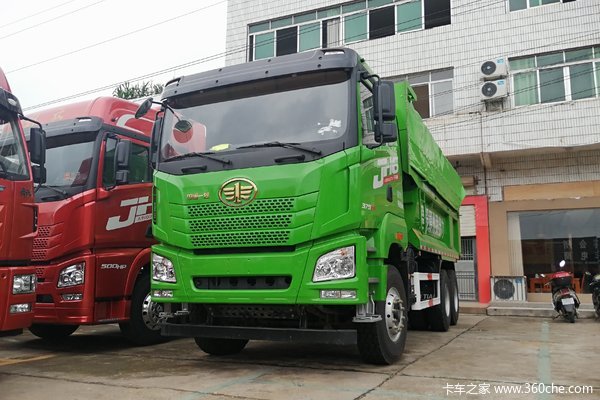青岛解放 JH6重卡 375马力 6X4 5.6米自卸车(CA5251ZLJP25K15L3T1E5A80)