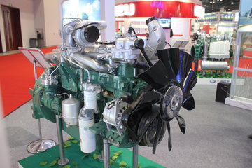 锡柴CA6DF3-23E3 230马力 6.74L 国三 柴油发动机