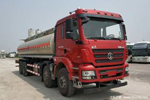 陕汽重卡 德龙新M3000 轻量化版 300马力 8X4 易燃液体罐式运输车