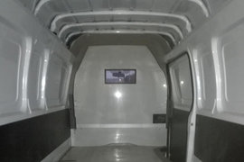 H5F 电动封闭厢货货箱图片