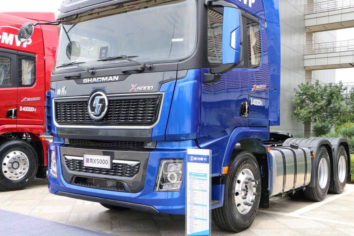 【图】陕汽重卡 德龙x5000 轻量化版 550马力 6x4牵引车(蓝色)(sx4250