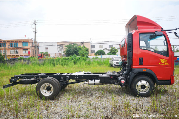 降价促销 重汽豪沃轻卡载货仅售8.7万