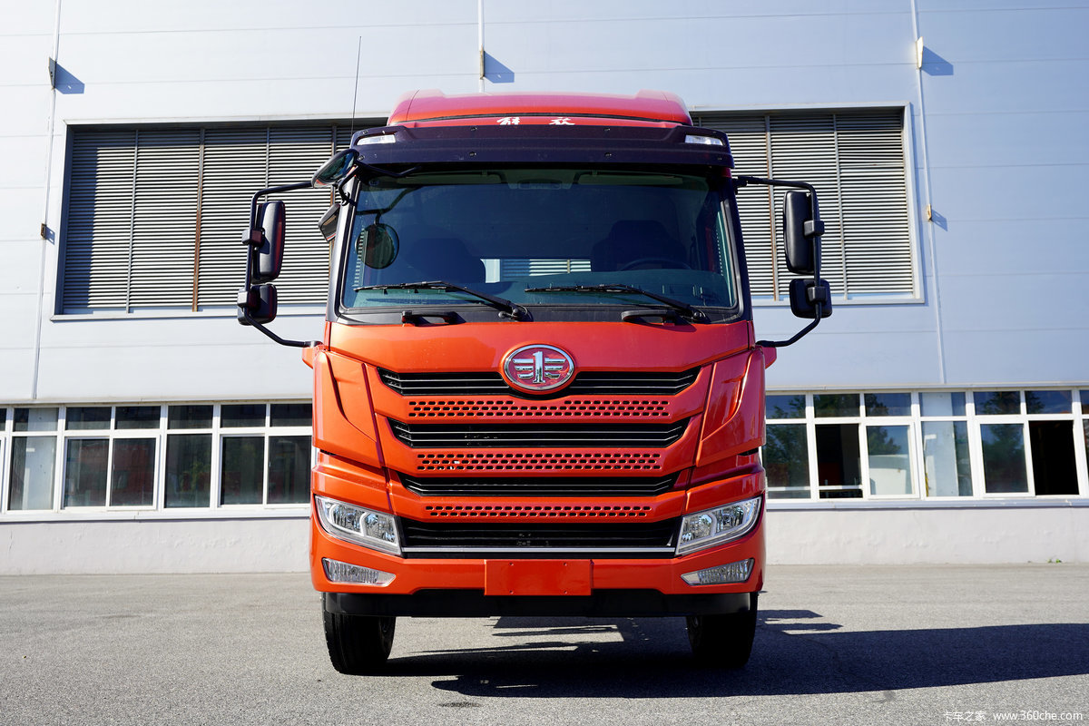 【图】青岛解放 龙v中卡 2.0版 180马力 4x2 7.