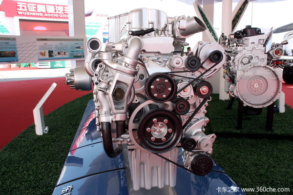 东风雷诺dCi420-51 420马力 11L 国五 柴油发动机