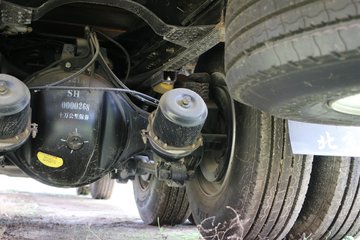 53米厢式载货车(440后桥)(bj5319xxy-aa)图片