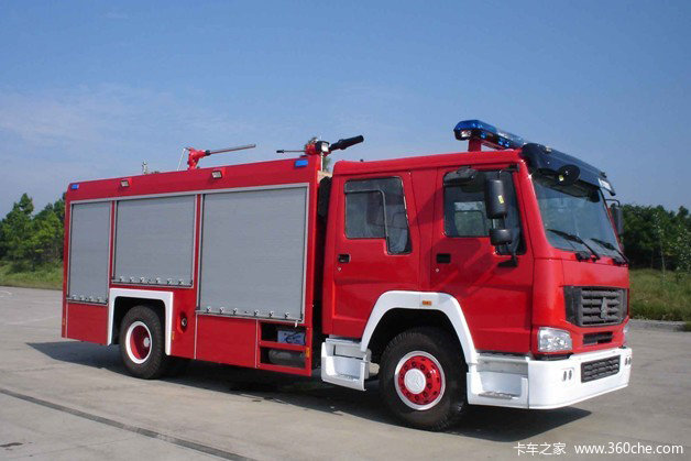 中国重汽 HOWO 266马力 4X2 消防车(光通牌)