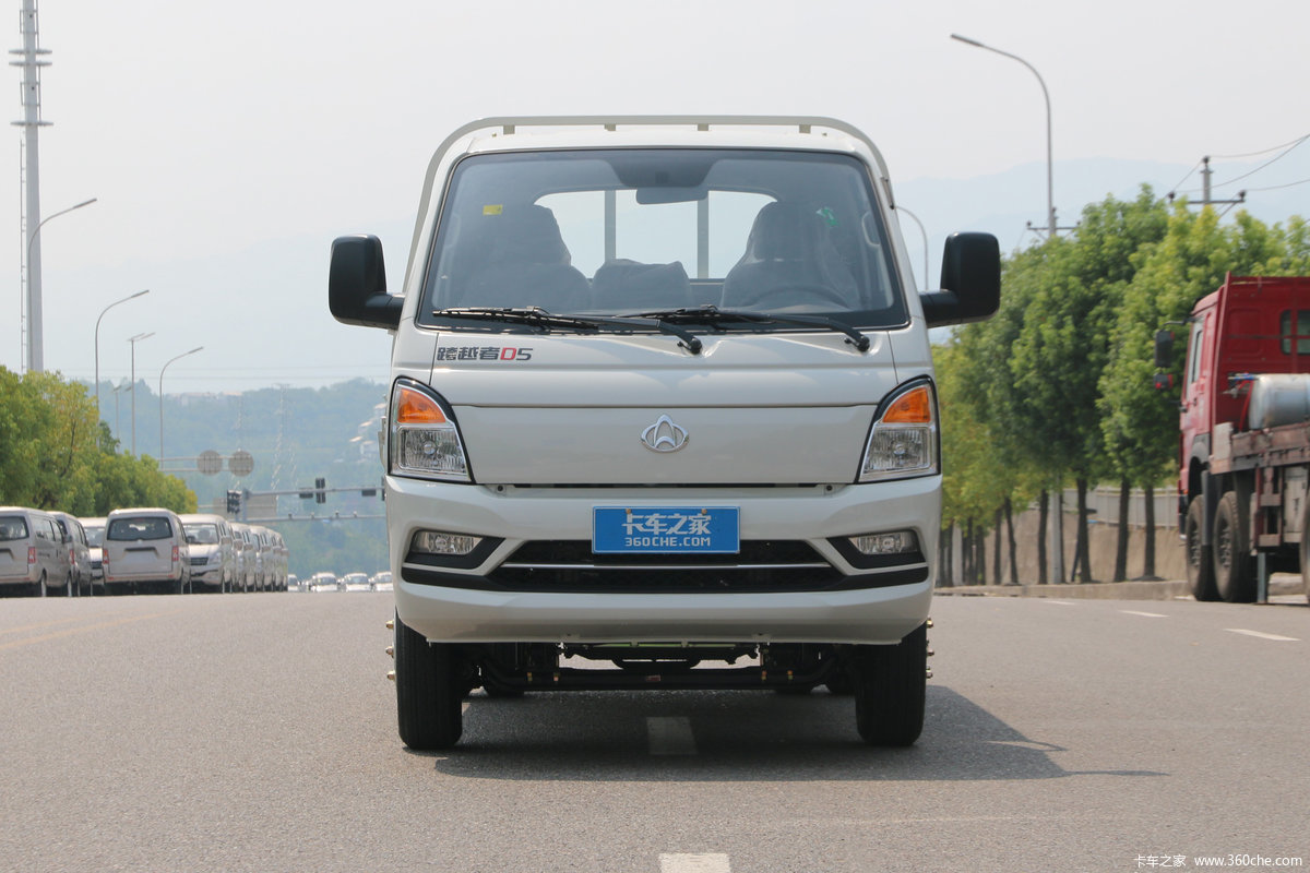 长安跨越者D5 舒适版 1.6L 122马力 3.735米单排厢式小卡(国六)