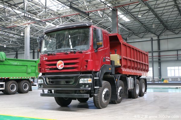 长征汽车 400马力 8X8 自卸车(CZ2310SU76)