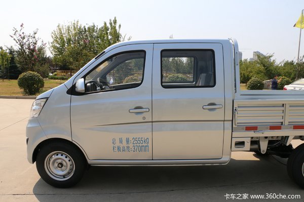 长安凯程 星卡l2系 1.6l 标准型 122马力 汽油 2.