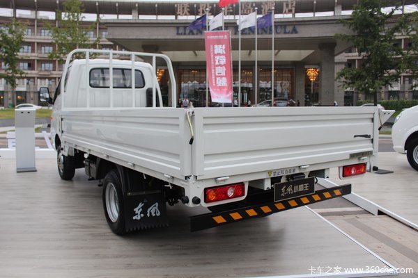 优惠 0.3万 东风小霸王W17载货车促销中