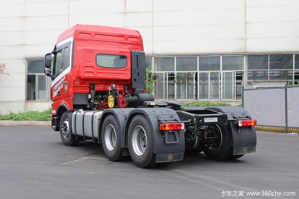 感恩回馈 购三一重卡牵引车享1.8万优惠