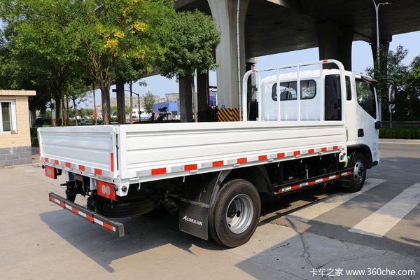 大连汽贸回馈客户欧马可S3载货限时优惠