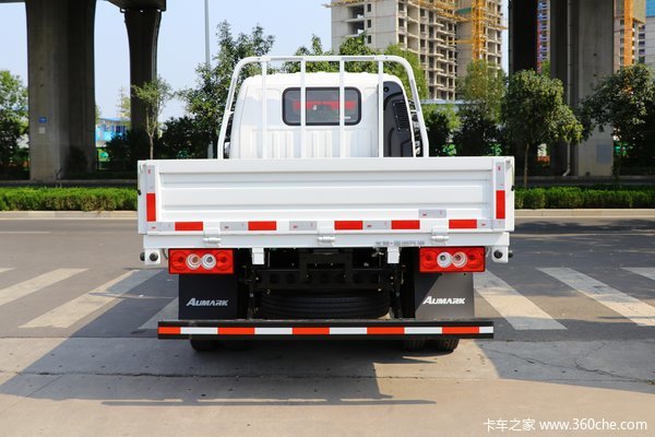 降价促销  长沙欧马可3系载货车优惠0.25万