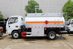 东风 多利卡D6 20周年纪念版 102马力 4X2 易燃液体罐式运输车(润知星牌)(SCS5072GRYEQ)