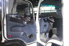 远程 Re500 豪华版 4.5T 4.14米单排增程式电动厢式轻卡(DNC5047XXYSHEVG12)25.9kWh