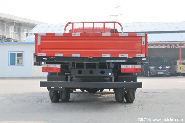 东风多利卡全柴发动机3.8米车厢特价优惠促销中！