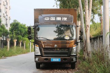 中国重汽HOWO 悍将 110马力 4.15米单排厢式轻卡(ZZ5047XXYC3215E145)