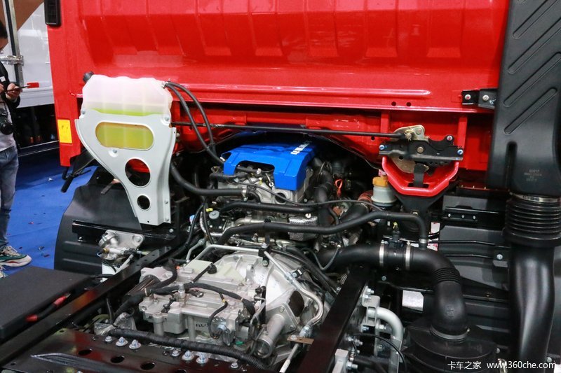 上汽跃进 超越c系 跃进 超越c500-33 纪念版 150马力 4.