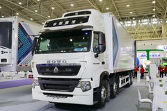 中国重汽 HOWO T7H 440马力 8X4 冷藏挂肉车(宏昌天马牌)(国六)