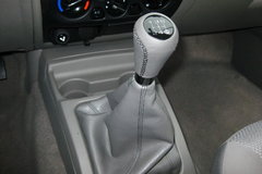 金龙 海格 2011款 两驱 2.5L柴油 双排皮卡