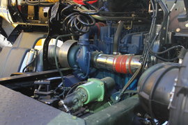 欧曼VT 牵引车底盘                                                图片