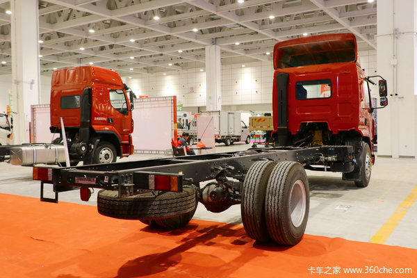 限时优惠0.66万 新乘龙M3载货车促销中