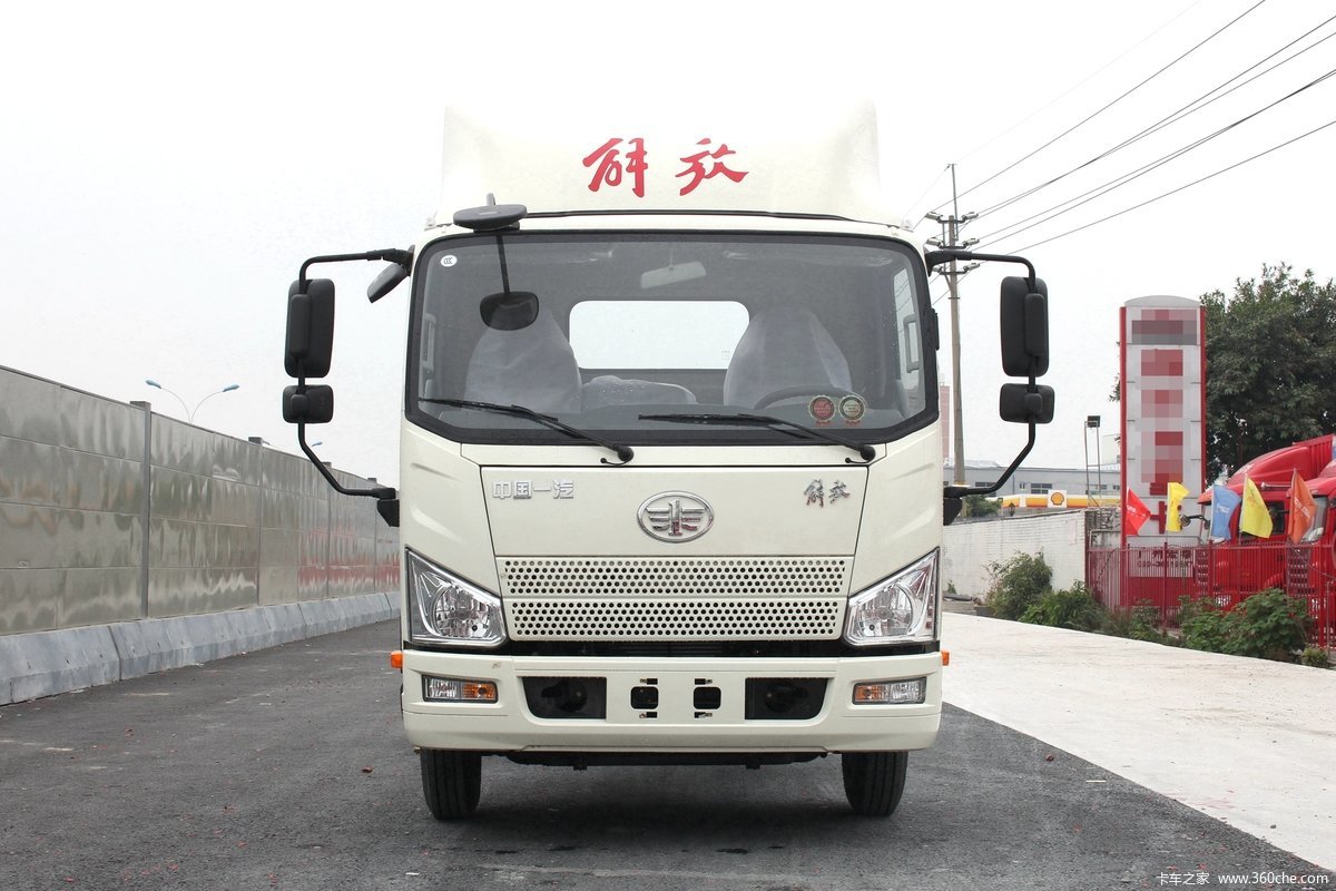 解放 J6F 130马力 4X2 清障车(虹宇牌)