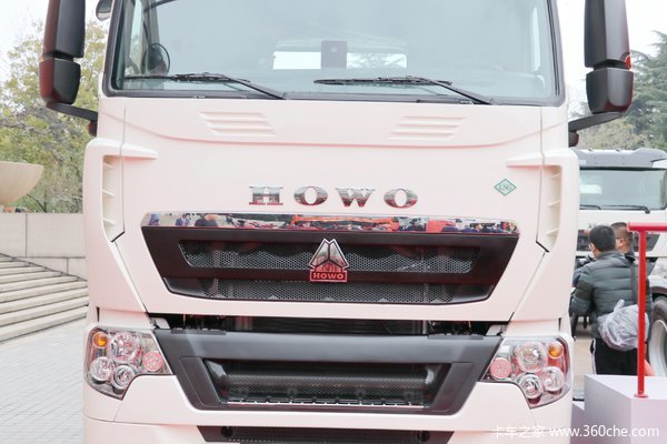 降价促销 HOWO T7H牵引车仅售31.70万  
