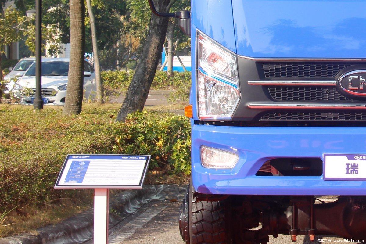 【图】南骏汽车 瑞吉j30d 160马力 4x4 4.