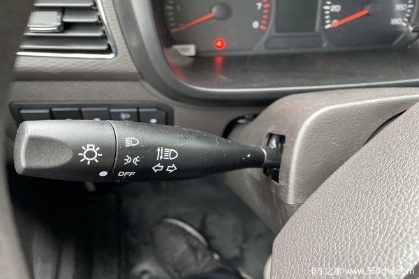 优惠 0.2万 祥菱M2载货车促销中