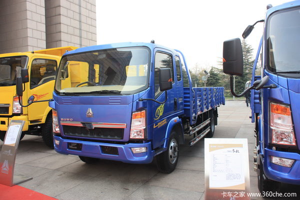 中国重汽HOWO 悍将 109马力 3.8米排半栏板轻卡(宽体)(ZZ1047D3414D145)