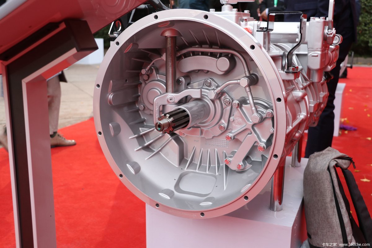 【图】中国重汽hw25712xstl 12挡 手动挡变速箱_实拍图片_861313_卡车