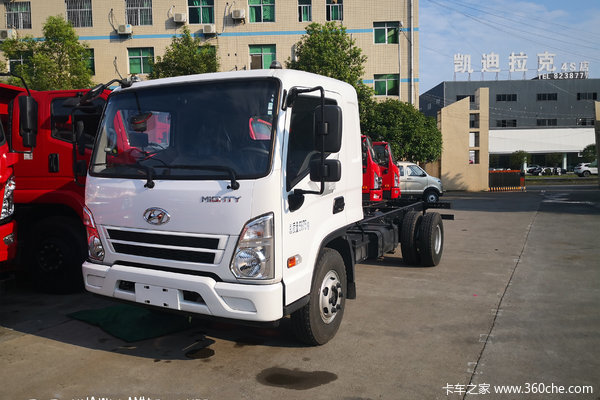       降价促销 盛图载货车仅售15.10万