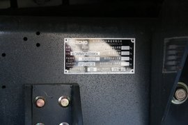 漢沃P9 非公路矿用自卸车底盘                                                图片