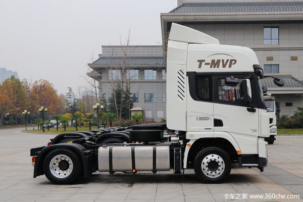 2020年02月29日陕汽重卡 德龙x3000 钜惠版 460马力 6x4牵引车(带取力