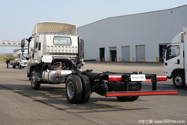 旺季促销  泓图500载货车优惠0.58万元