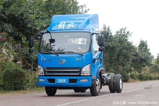 解放虎vh160马力416米单排厢式轻卡ca5040xxyp40k46l2e5a84
