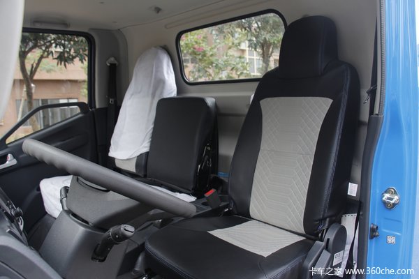 新乡钰晟回馈客户 解放J6F载货12.90万起